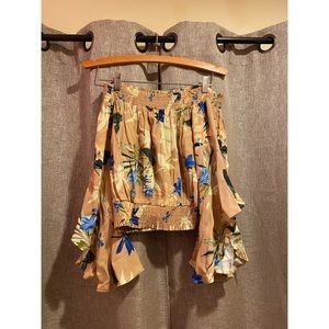 LIKE NEW ASTR Off the Shoulder Floral Top
